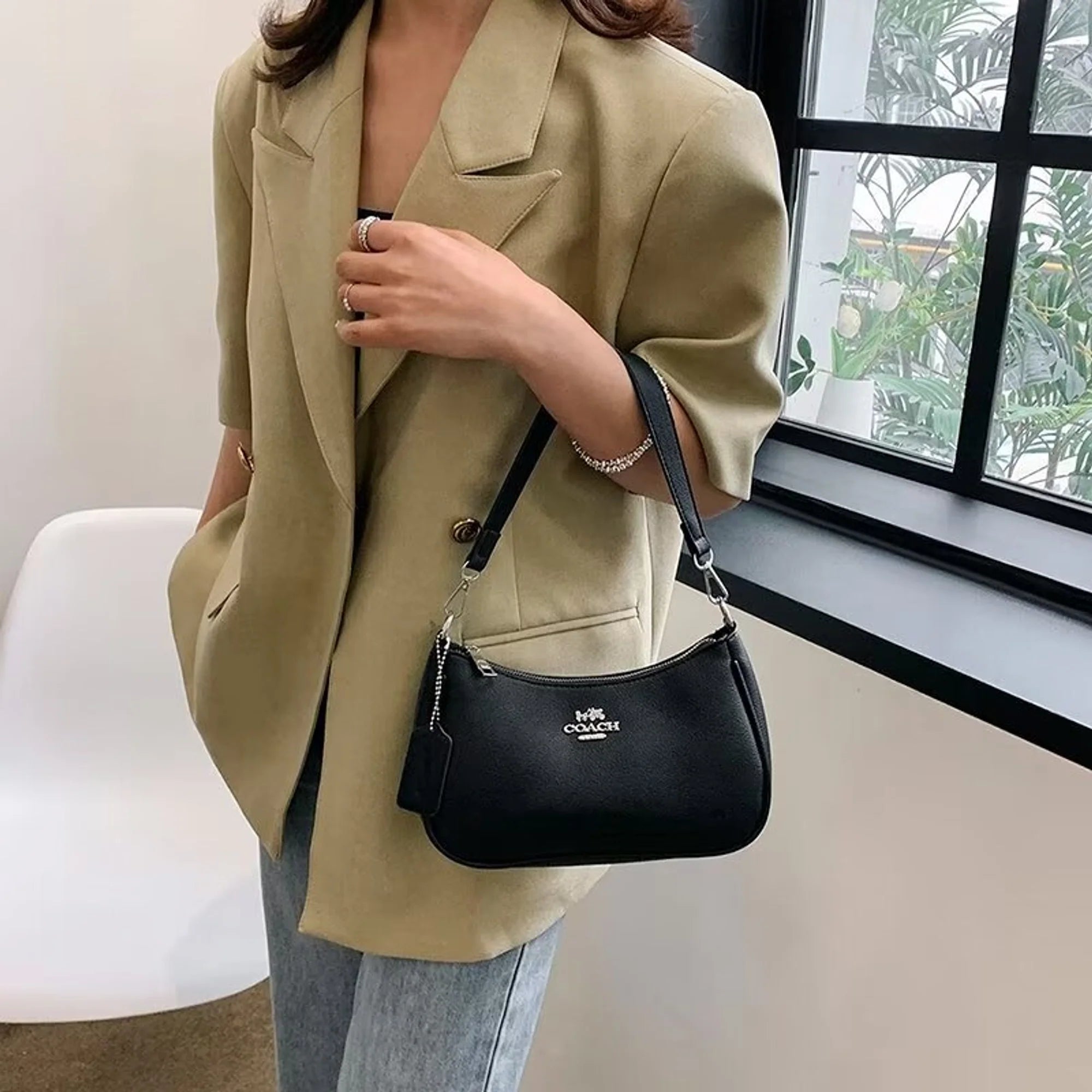 Drazo Modern Shoulder Bag
