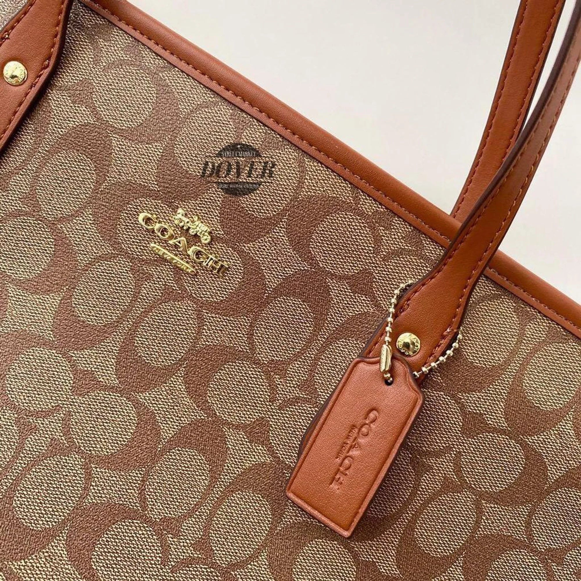Drazo Valentine Tote Bags