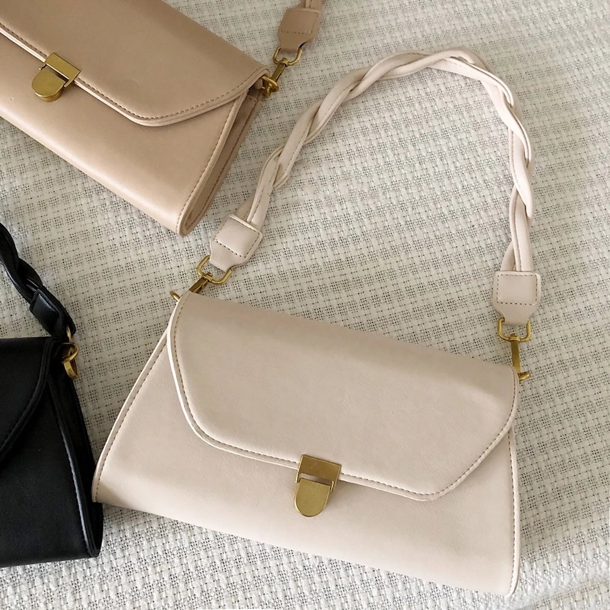 Drazo Sunday Shoulder Bag