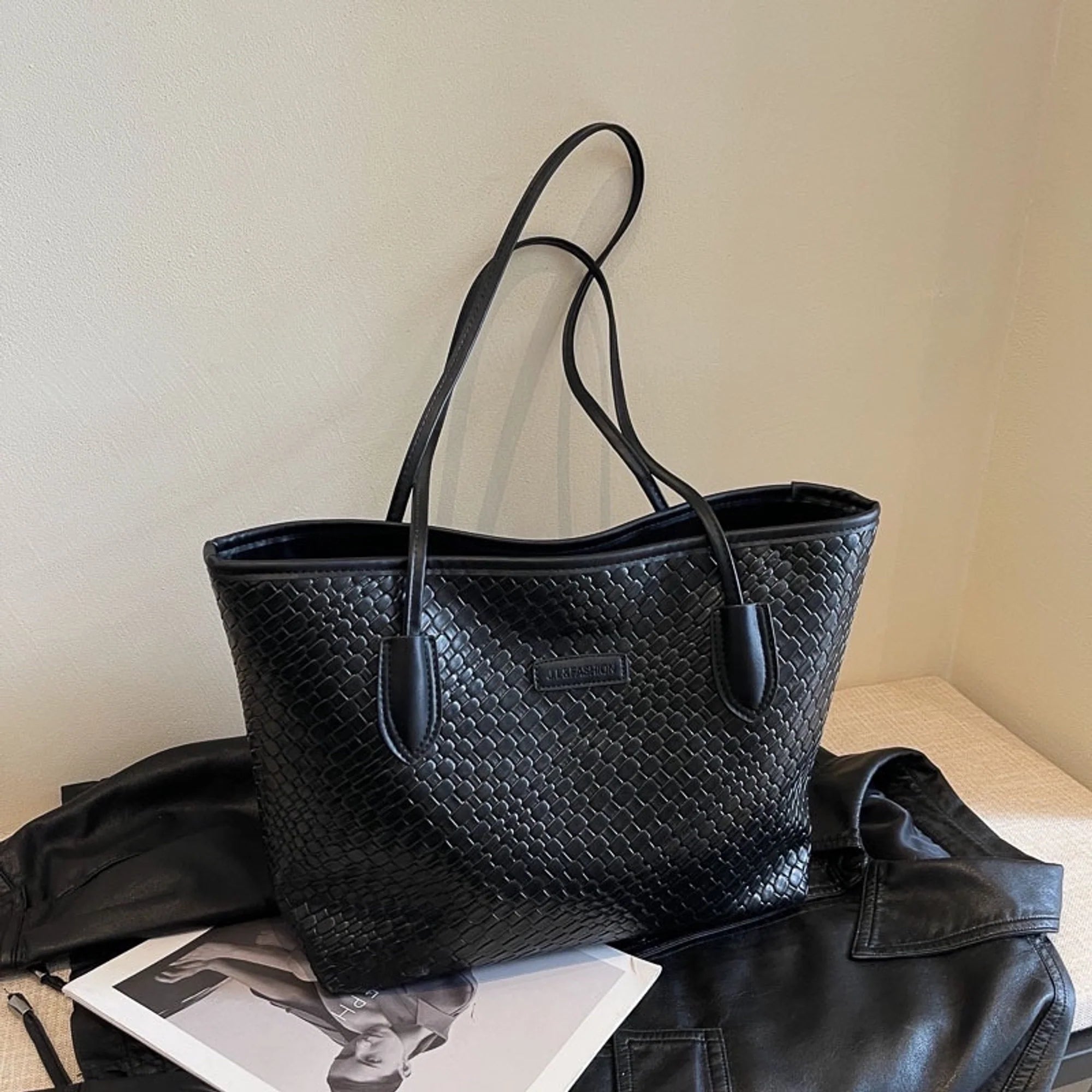 Drazo Cat Tote Bag
