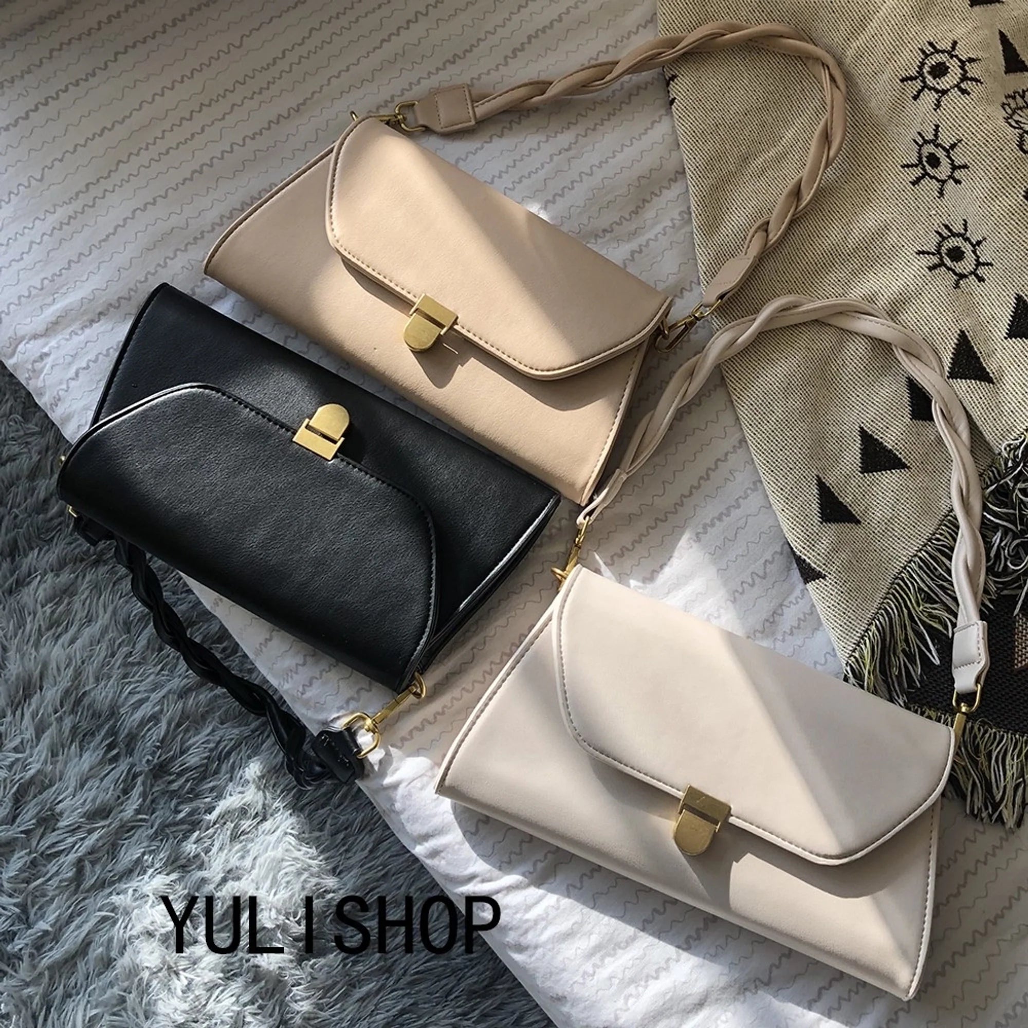 Drazo Sunday Shoulder Bag