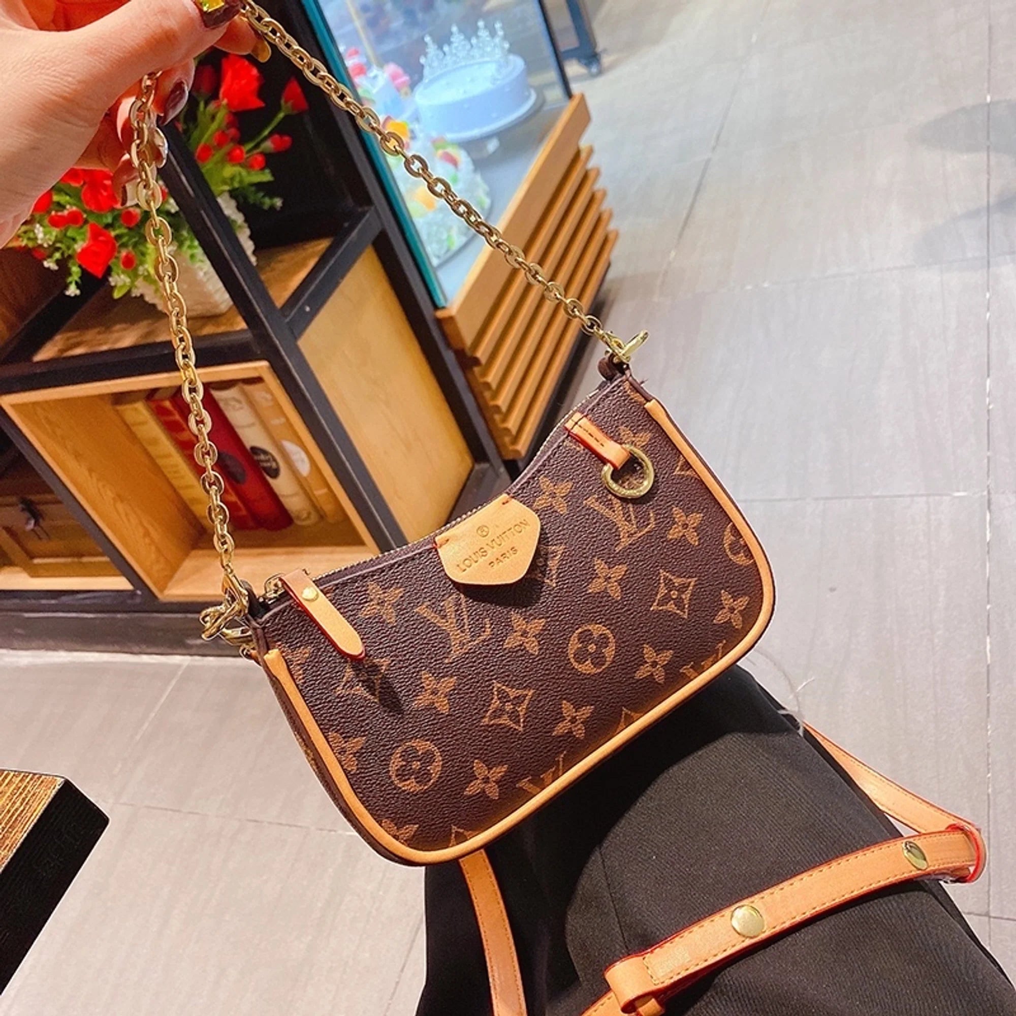 Drazo Humee Shoulder Bags